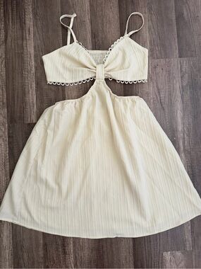 Cream Cutout Sundress with Bow Front - Kids